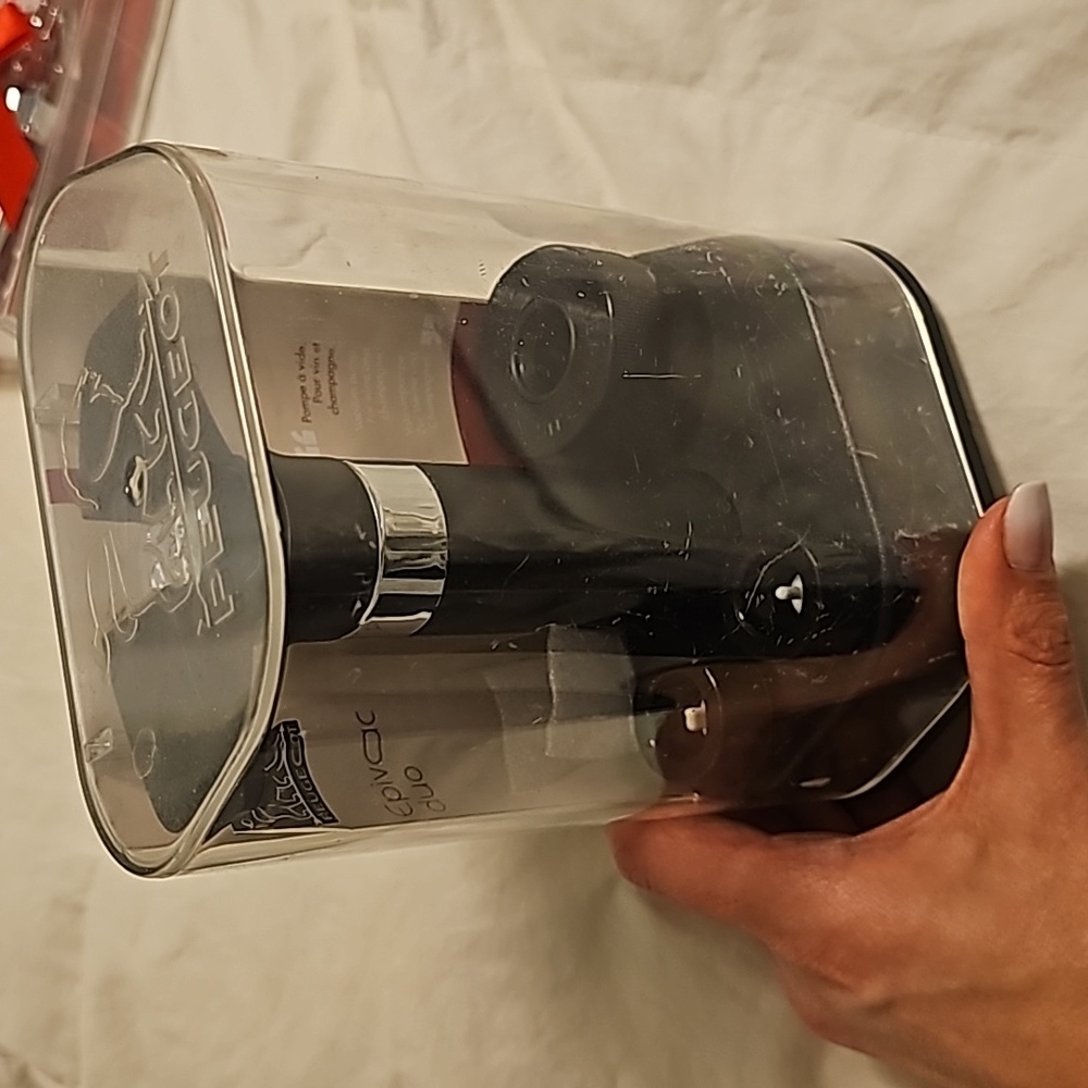 BNIB Peugeot Wine Vacuum Pump